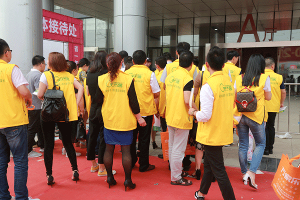 天然居硅藻泥第22期營銷培訓(xùn)圓滿結(jié)業(yè)