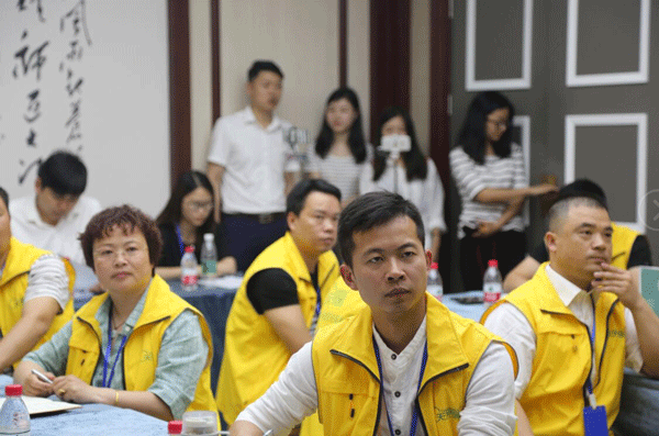 天然居硅藻泥第22期營銷培訓(xùn)圓滿結(jié)業(yè)